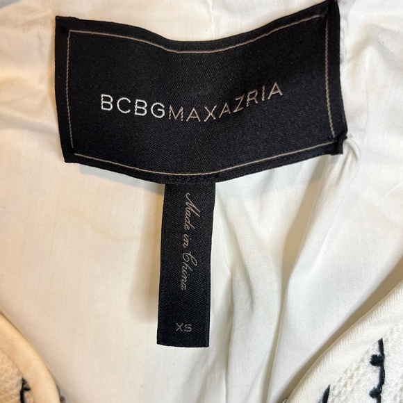 BGBG Bolero Embroidered Jacket Size XS - Picture 6 of 7